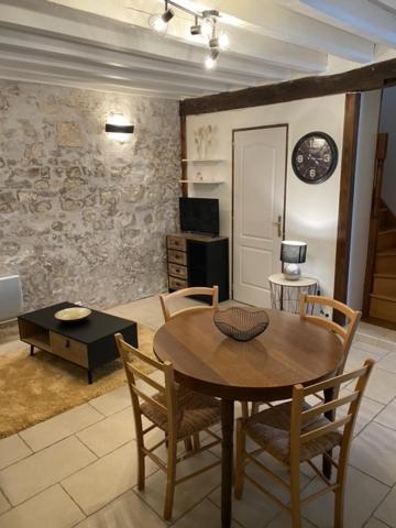 Vacances En Pouilly Fume 外观 照片